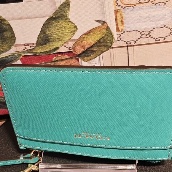 Coach Leather ID/Credit Card Holder (Nwot) - Picture 5 of 8